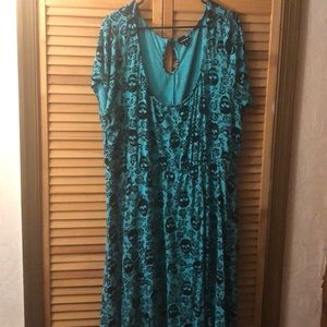 Torrid size 4 Turquoise skull dress